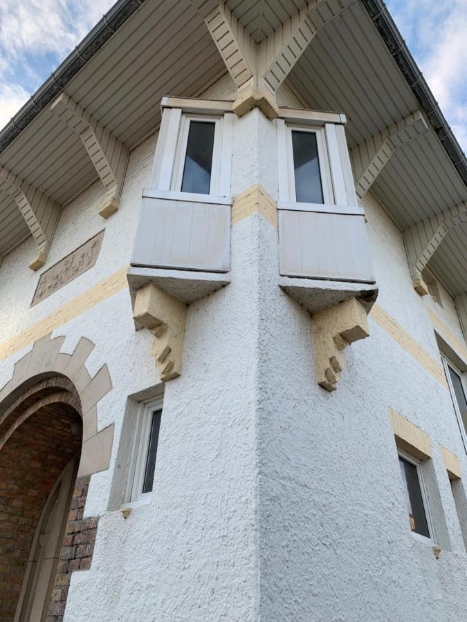Bed & Breakfast Maison Noire Westende-bad Incl Parking & Ontbijt *